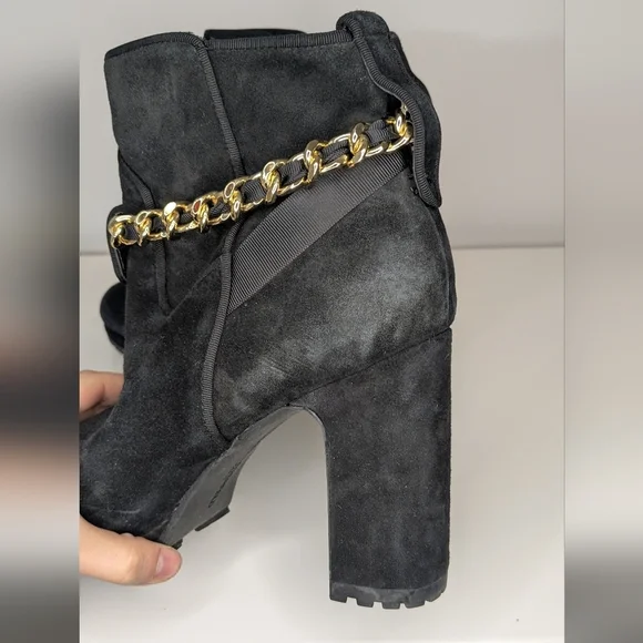 Karl Lagerfeld Paris Lark Chain Suede Lug Sole Booties - Black gold - size 8.5 - Picture 3 of 7